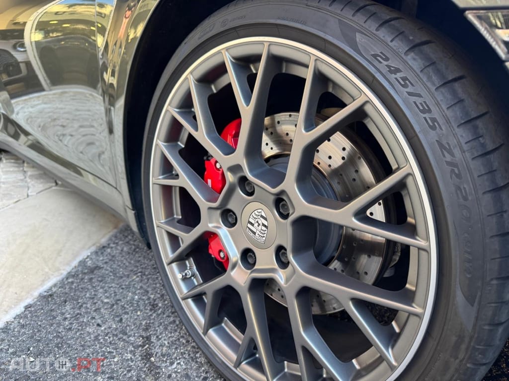 Porsche 911 Carrera 4S PDK