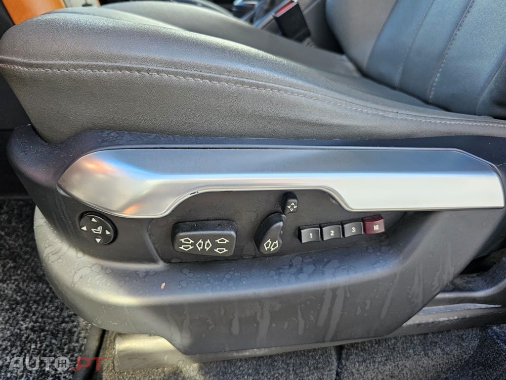 Land Rover Range Rover 3.0 TD6 HSE