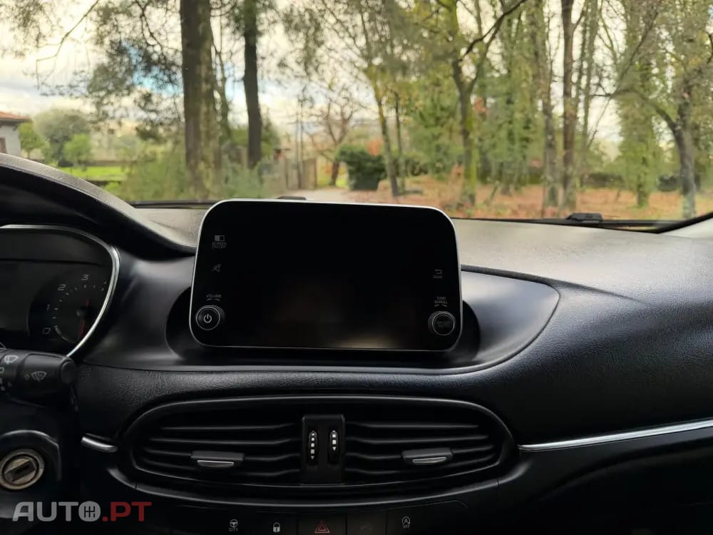 Fiat Tipo Outro