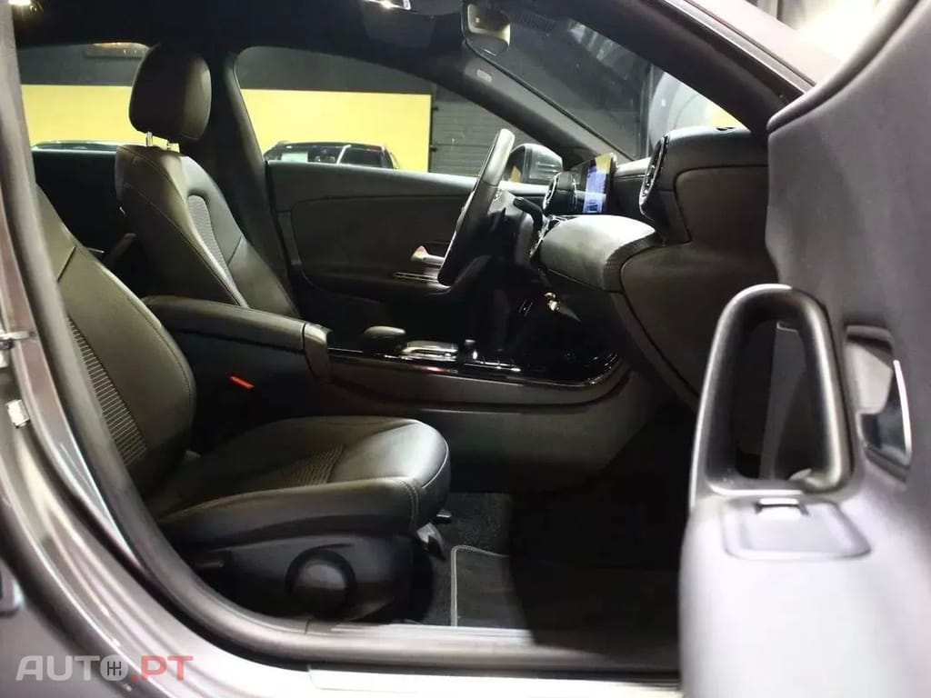 Mercedes-Benz CLA 250 e Progressive