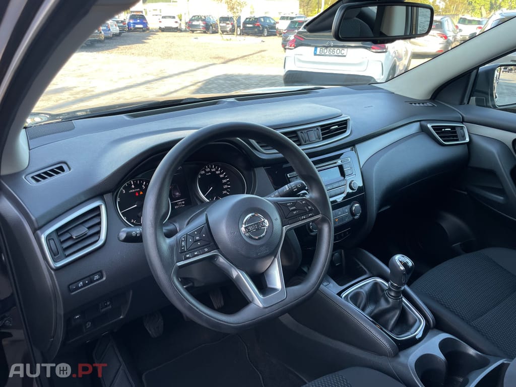 Nissan Qashqai 1.2 DIG-T ACENTA