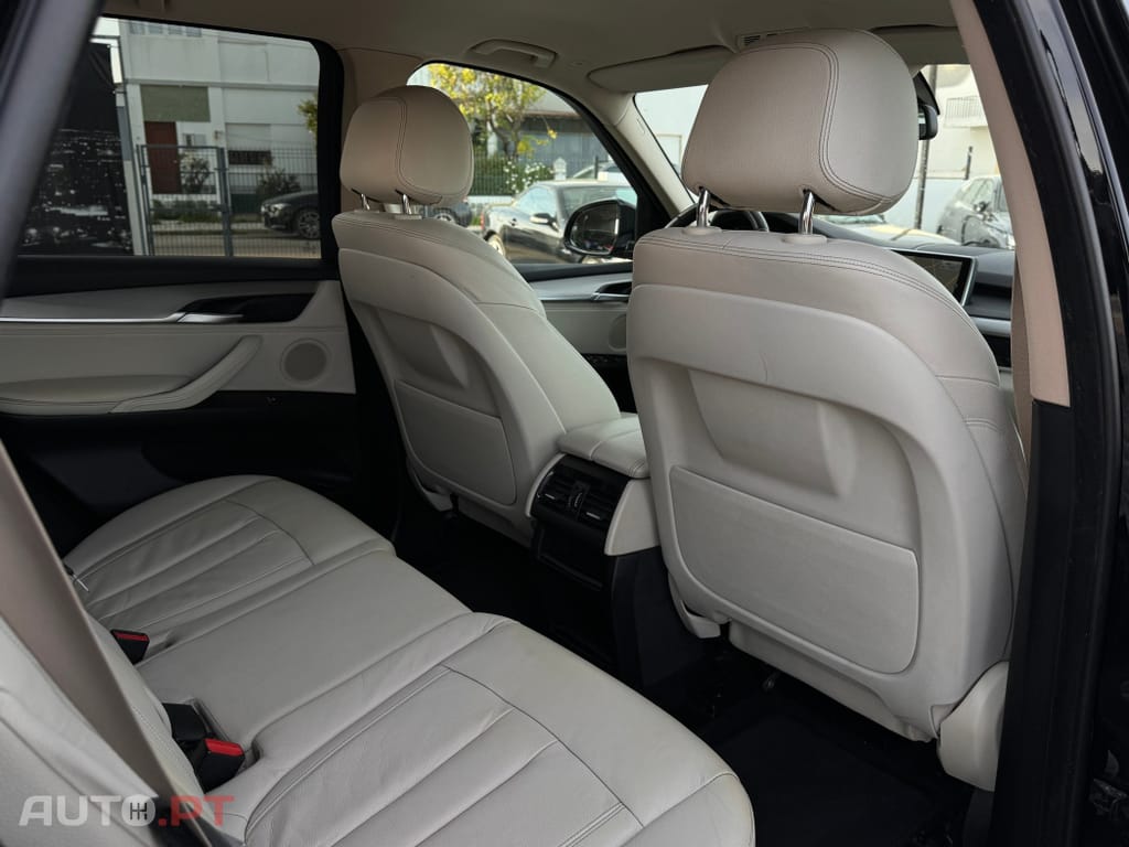 BMW X5 25 d sDrive Comfort 7L