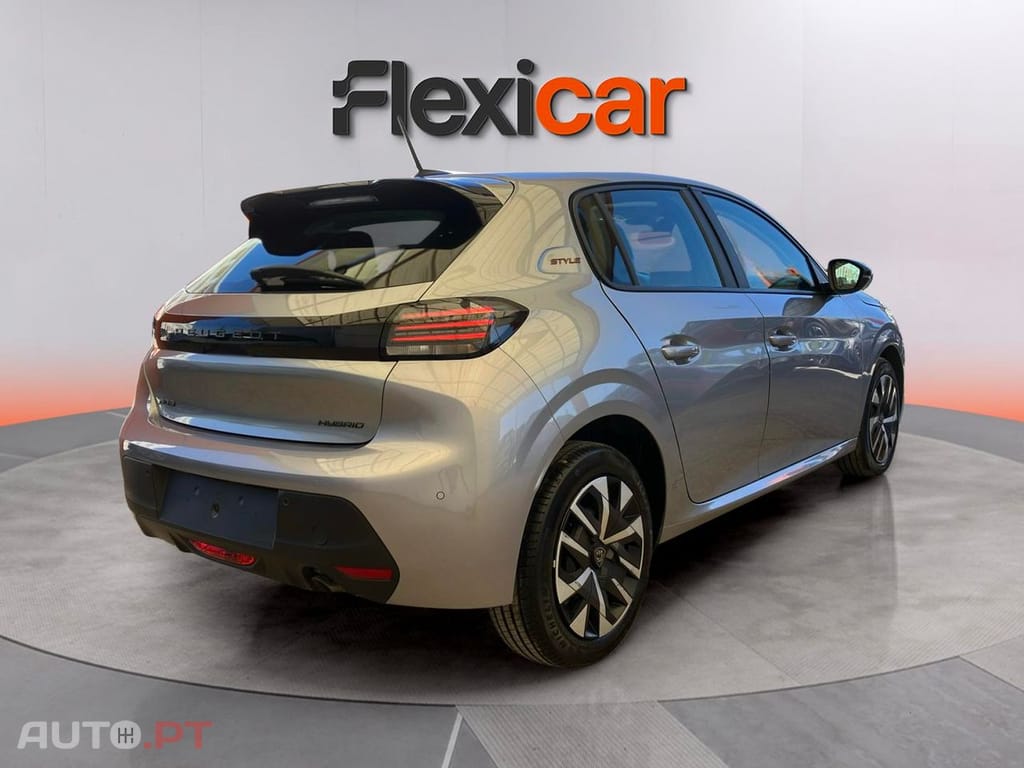 Peugeot 208 1.2 Hybrid Style e-DCS6