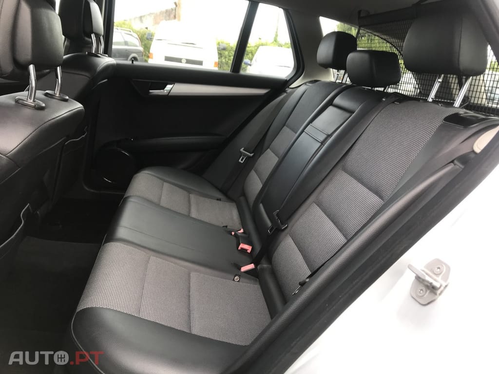 Mercedes-Benz C 220 CDi Elegance BlueEfficiency