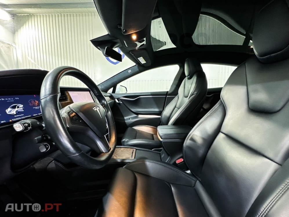 Tesla Model S Long Range AWD