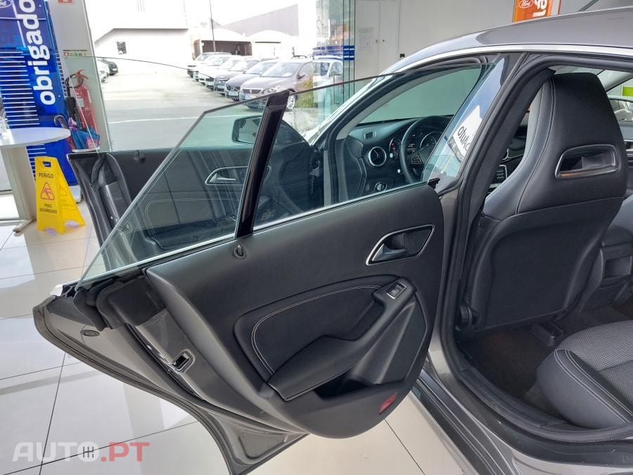 Mercedes-Benz CLA 180 d Shooting Brake Aut.