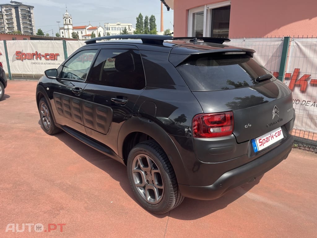 Citroen C4 Cactus 1.2 PureTech Shine