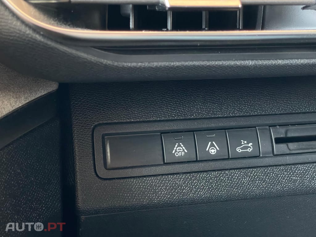 Peugeot 3008 1.2 PureTech GT EAT8