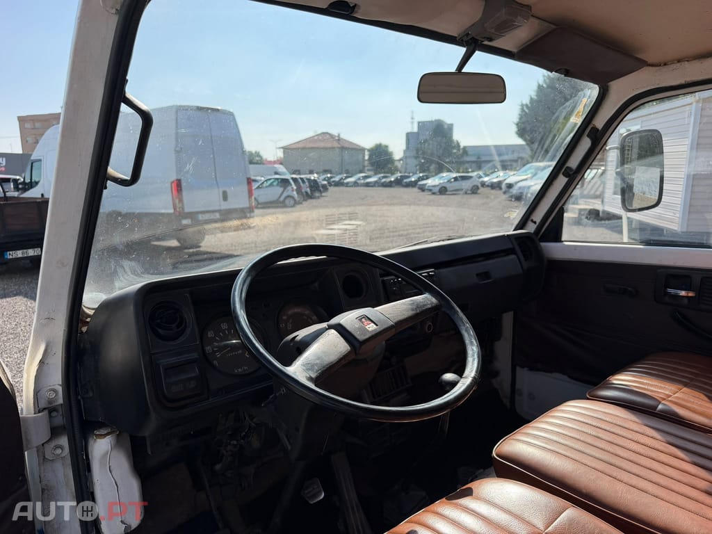 Mitsubishi Canter FE 110