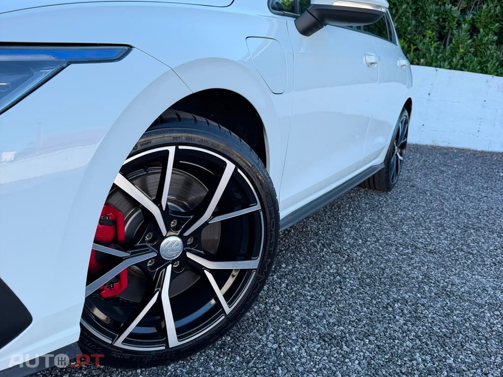 Volkswagen Golf 1.4 TSI GTE+ DSG