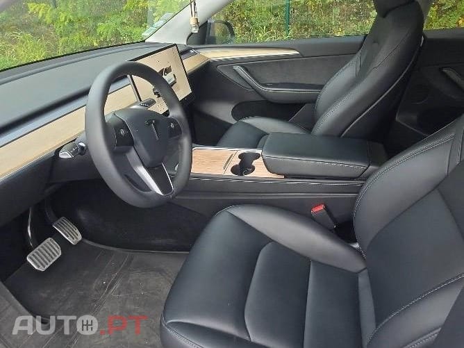 Tesla Model Y Tração Traseira