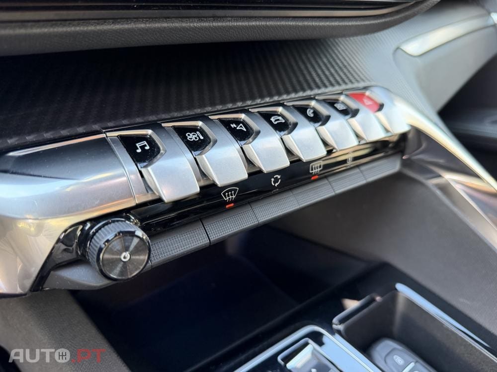 Peugeot 5008 1.2 Hybrid Allure Pack e-DCS6