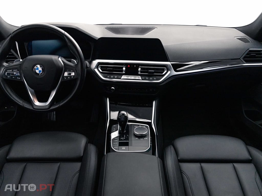 BMW 330 e Touring Line Sport Auto