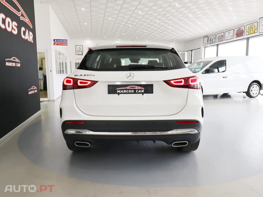 Mercedes-Benz GLA 250 e AMG Line