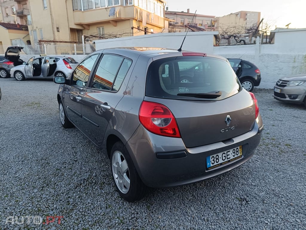 Renault Clio 1.2 16V Dynamique S