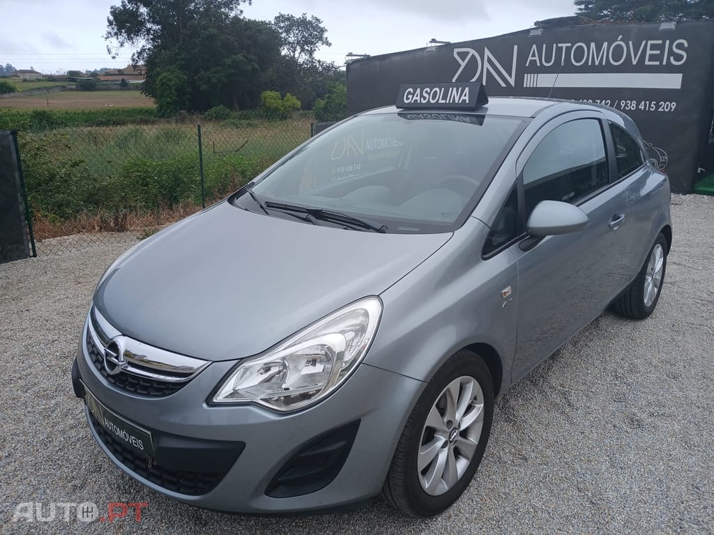 Opel Corsa 1.2 Street Edition