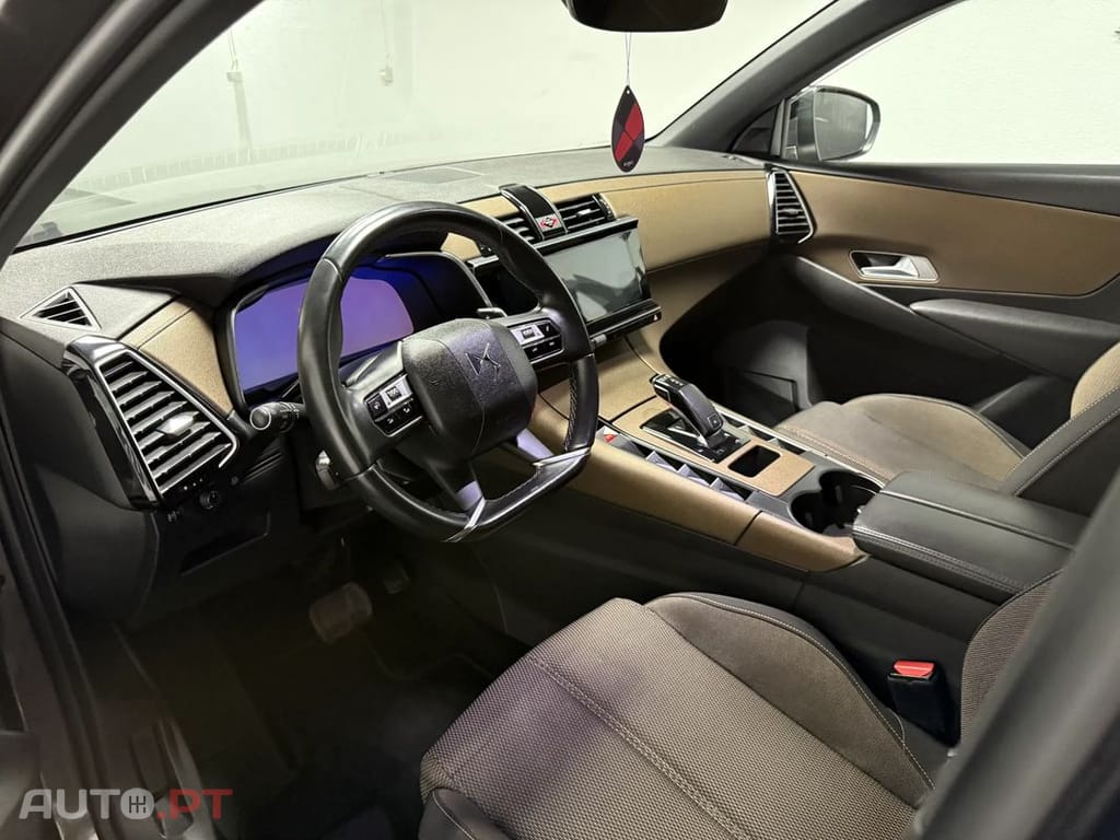 DS DS7 Crossback ND