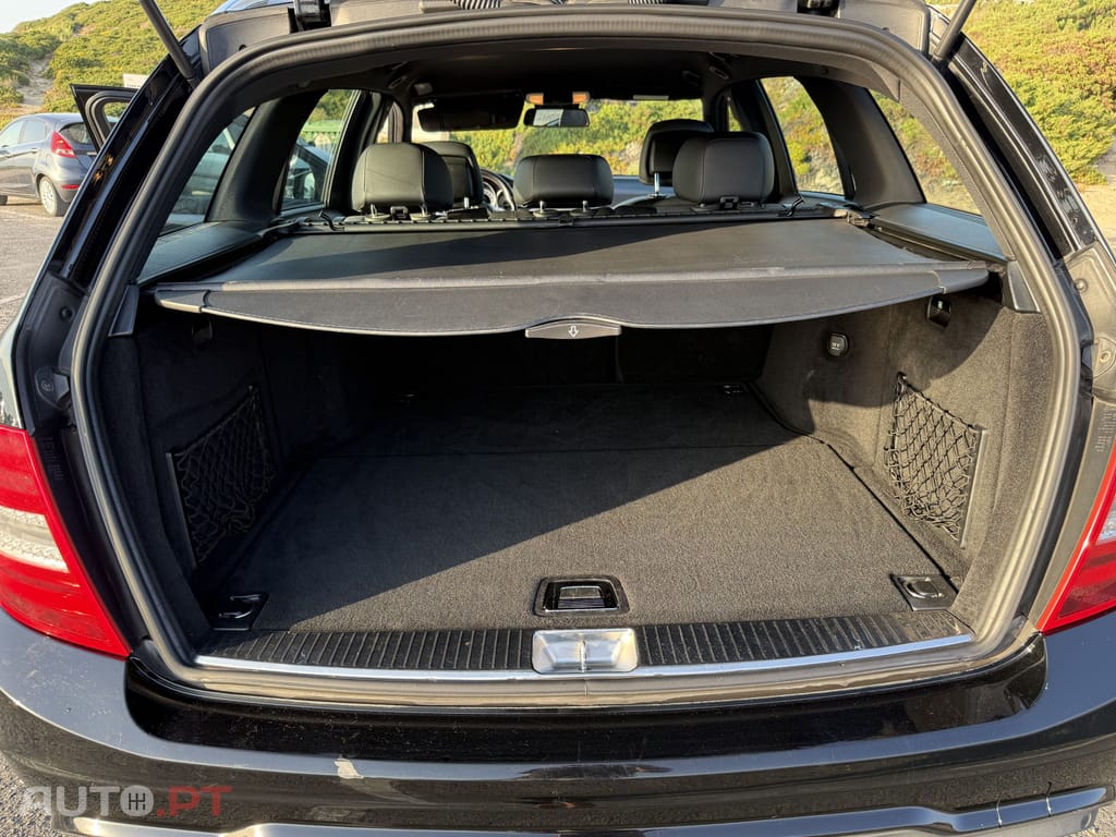 Mercedes-Benz C 250 C 250 CDI 4MATIC AMG-Line