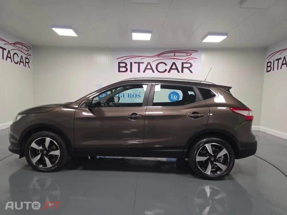 Nissan Qashqai 1.5 dCi N-Connecta Led