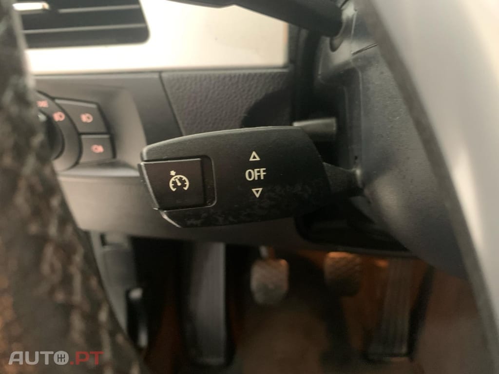 BMW 318 d Navigation Sport