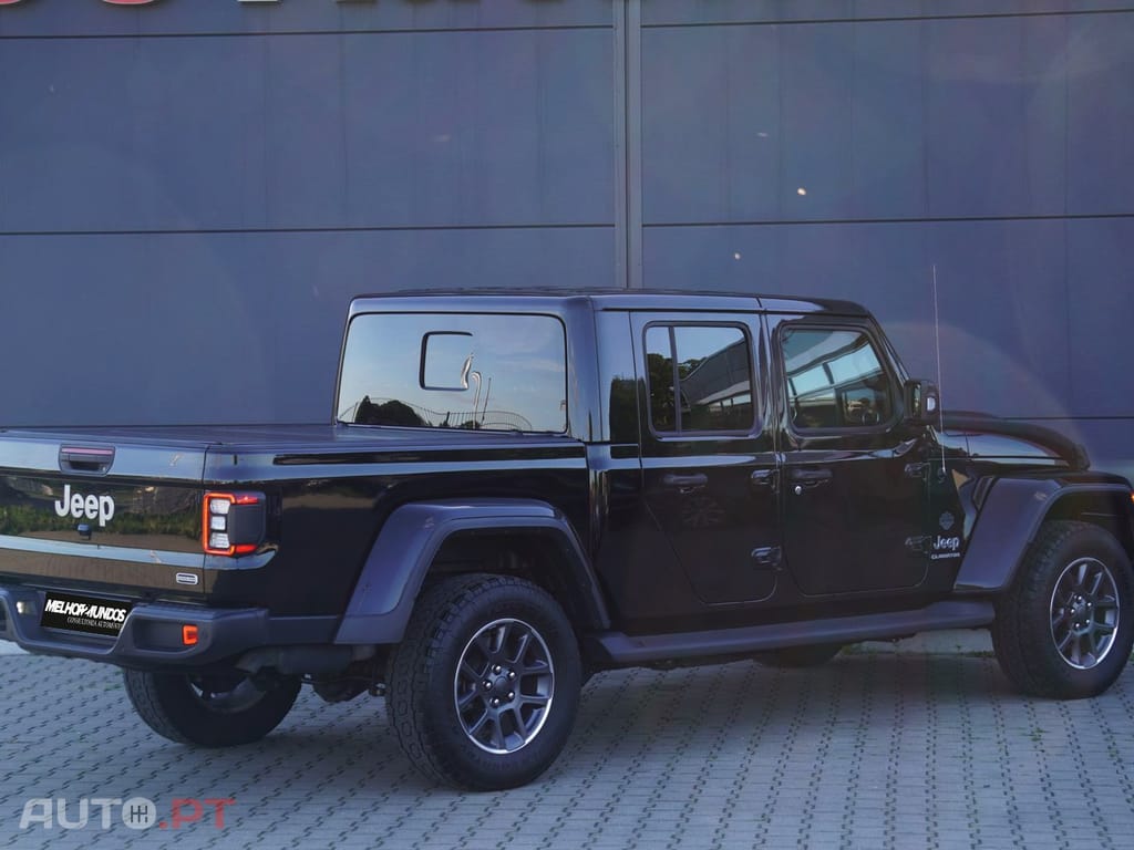 Jeep Gladiator 3.0 CRD Overland AT8
