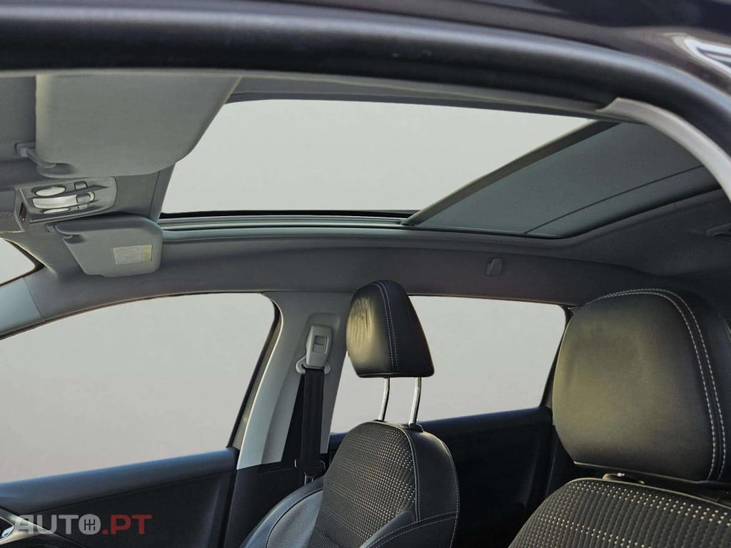 Peugeot 2008 1.6 e-HDi Allure