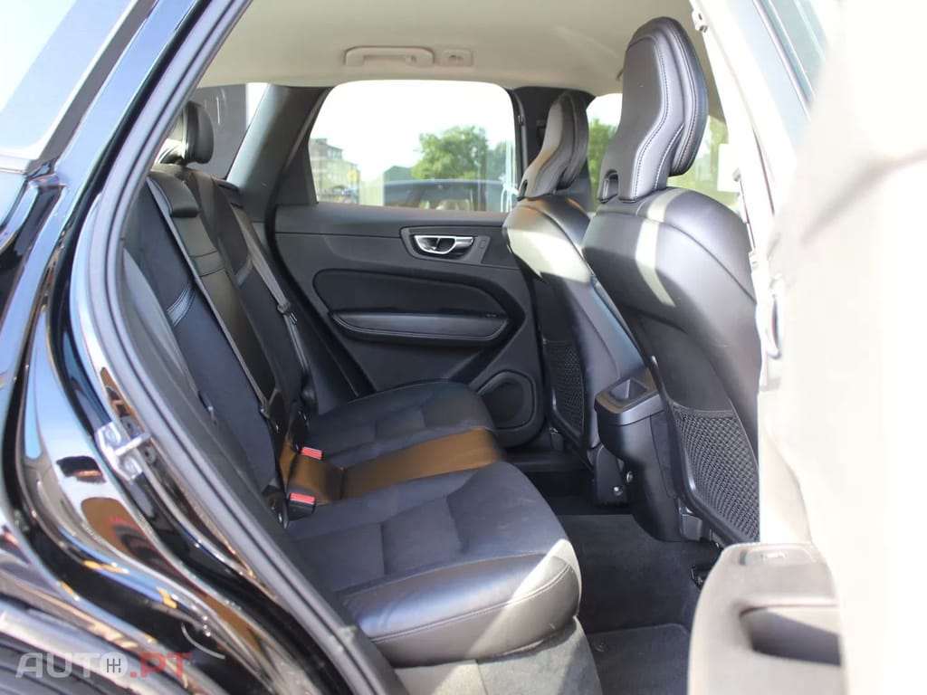 Volvo XC60 D4 AWD Momentum