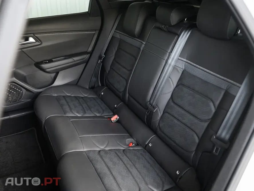 Citroen C5 X 180 S&S e-EAT8 SHINE