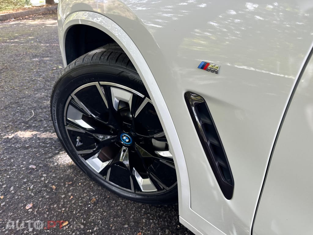 BMW iX3 M Sport Inspiring