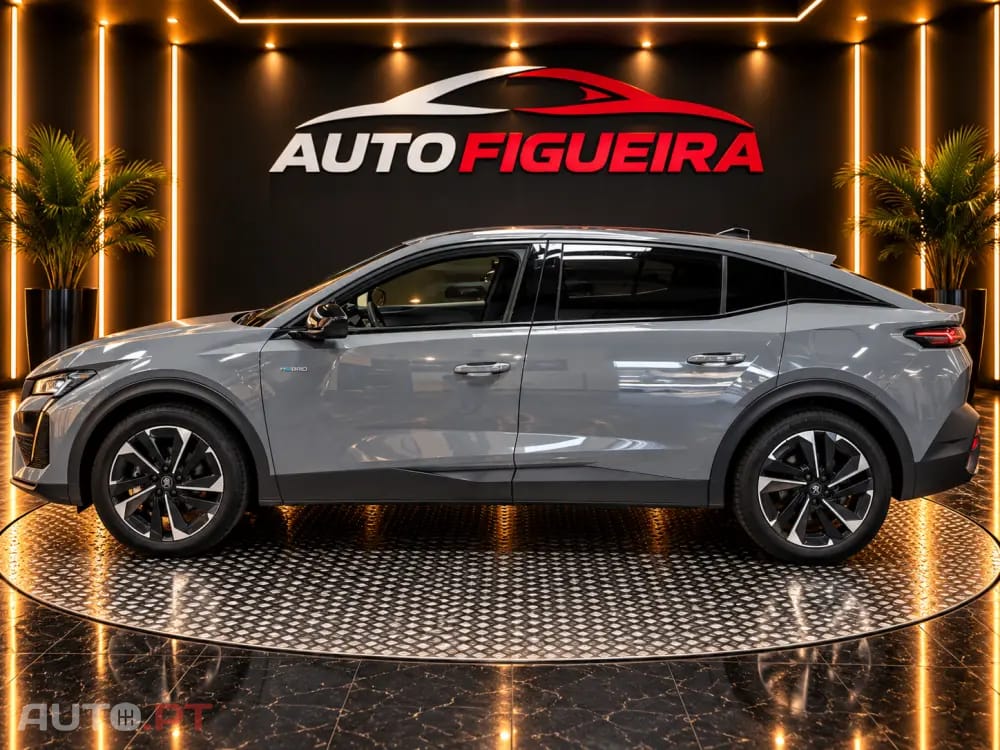 Peugeot 408 1.6 Hybrid Allure Pack e-EAT8