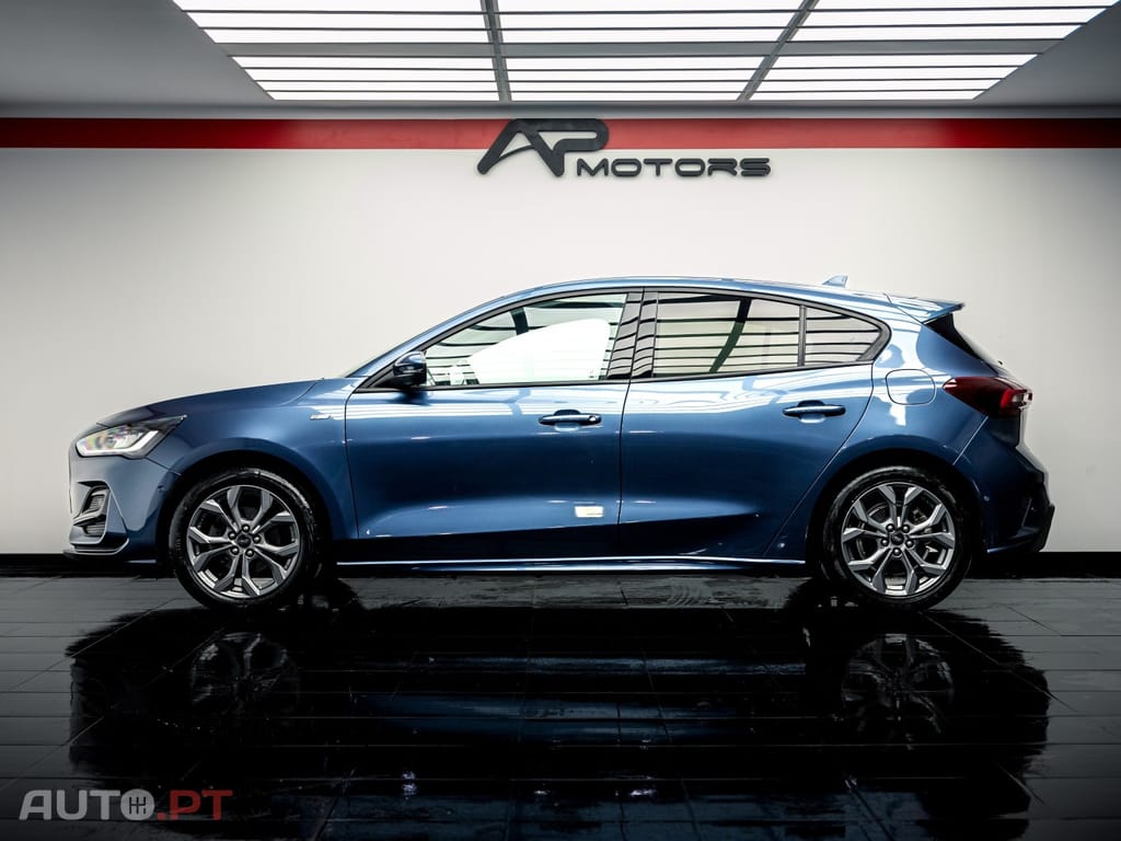 Ford Focus 1.0 EcoBoost MHEV ST-Line