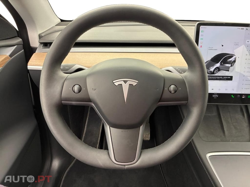 Tesla Model Y Long Range Dual Motor AWD