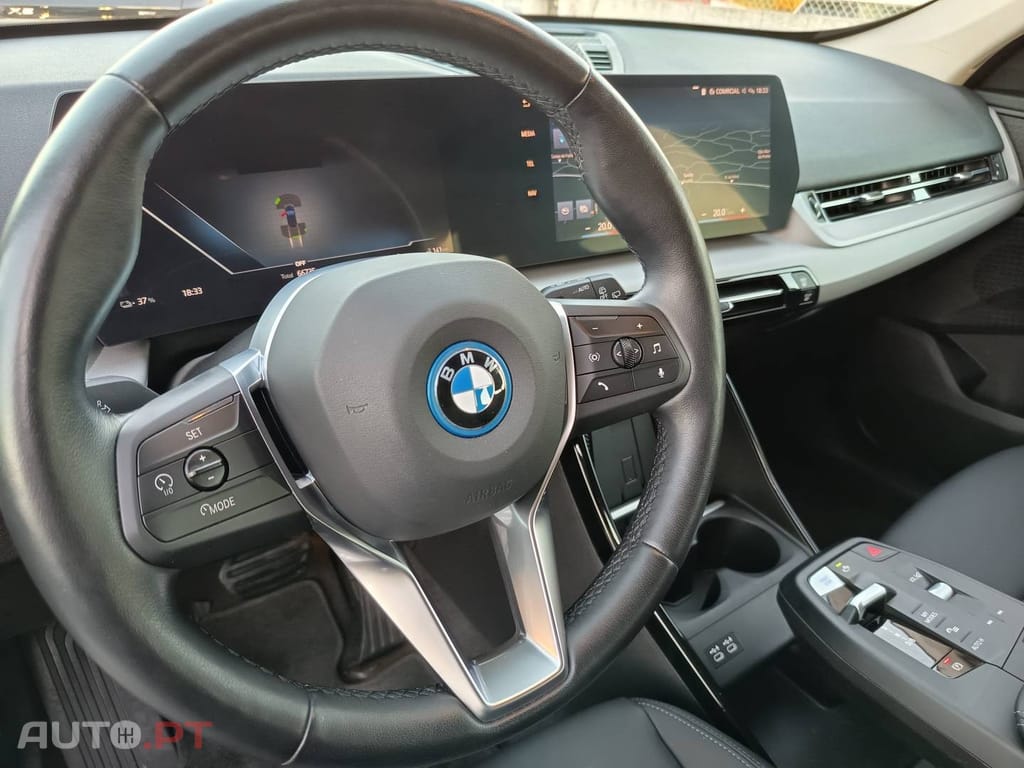 BMW iX1 xDrive30
