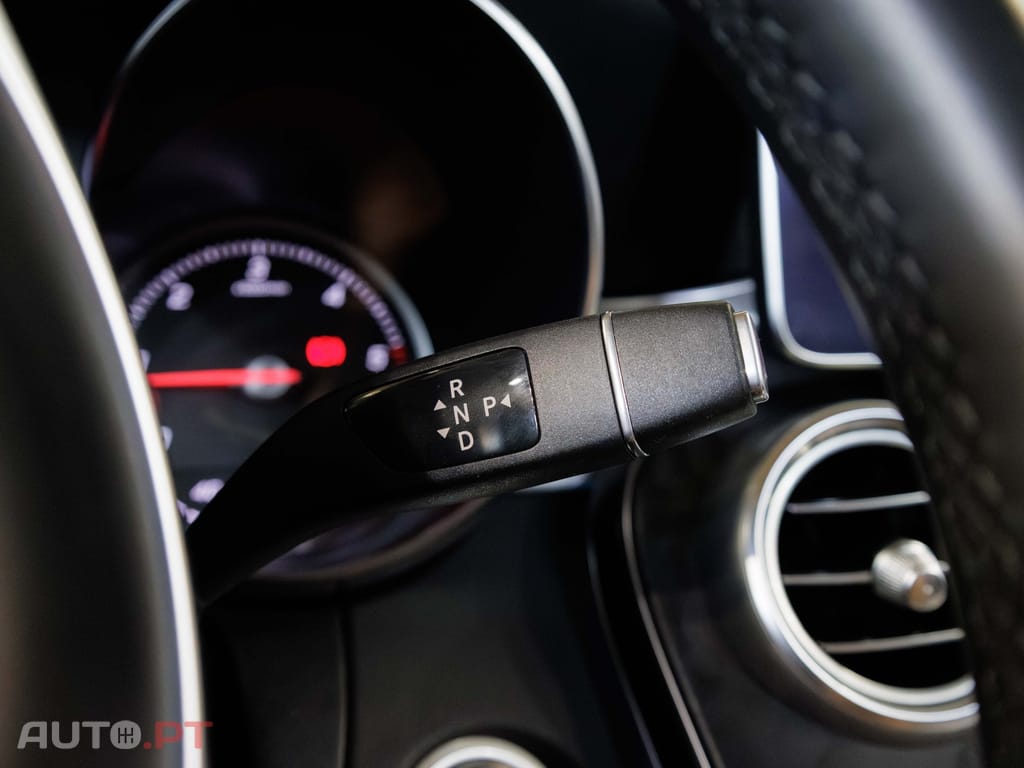 Mercedes-Benz C 220 d 9G-TRONIC AMG Line