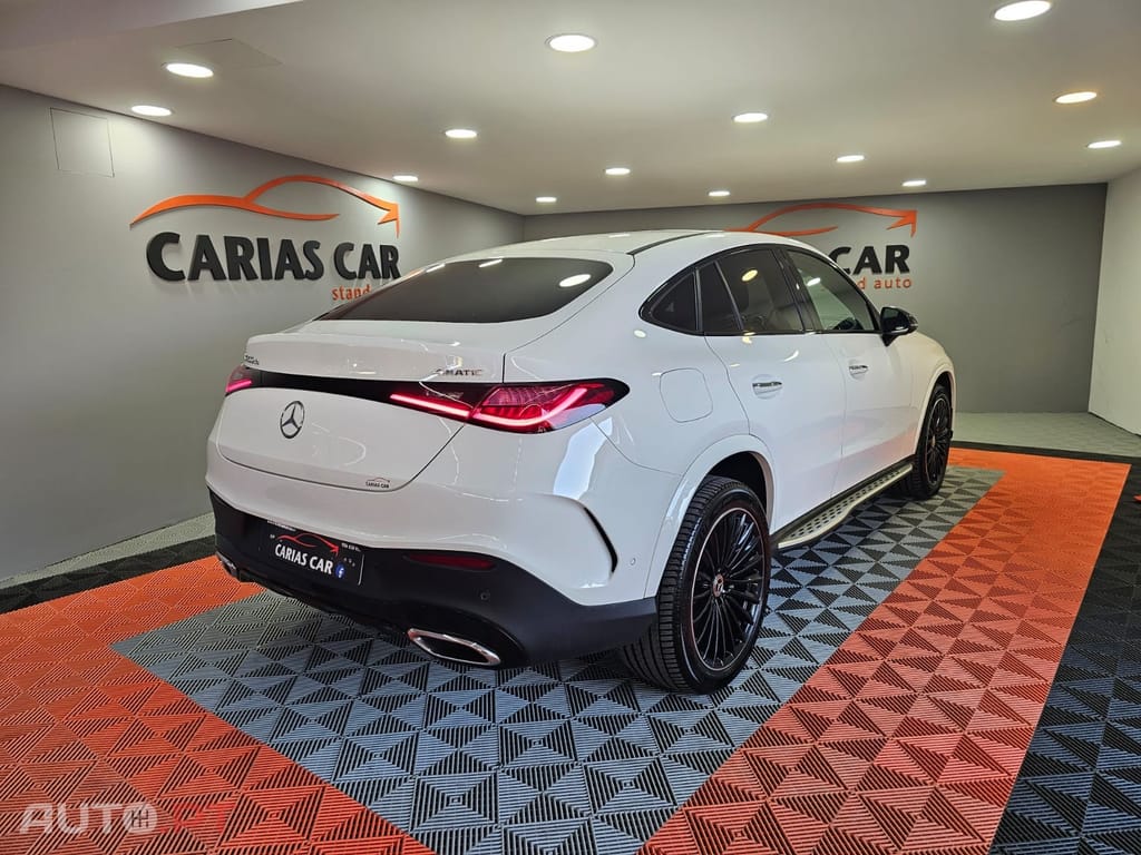 Mercedes-Benz GLC 300 de 4MATIC Coupé AMG Line — fotografia 5
