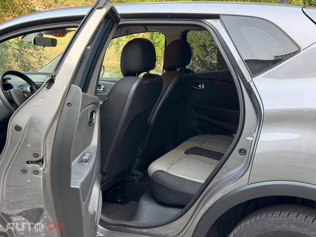 Renault Captur 1.2 TCe Exclusive EDC