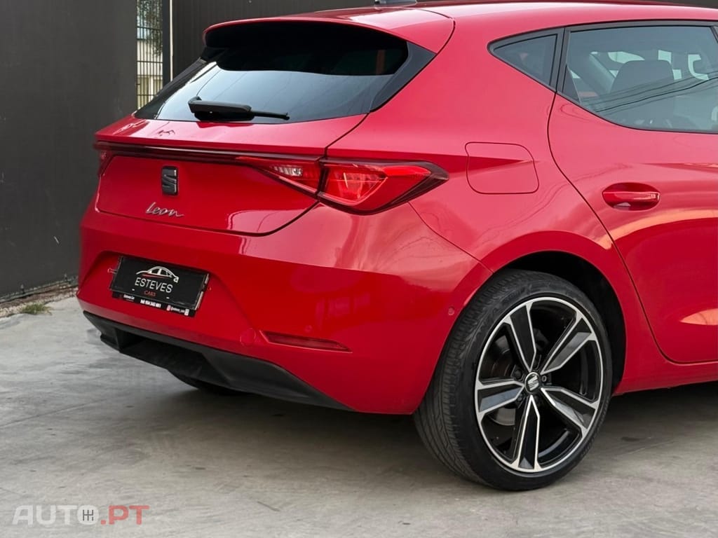 SEAT Leon 1.5 TSI — fotografia 13