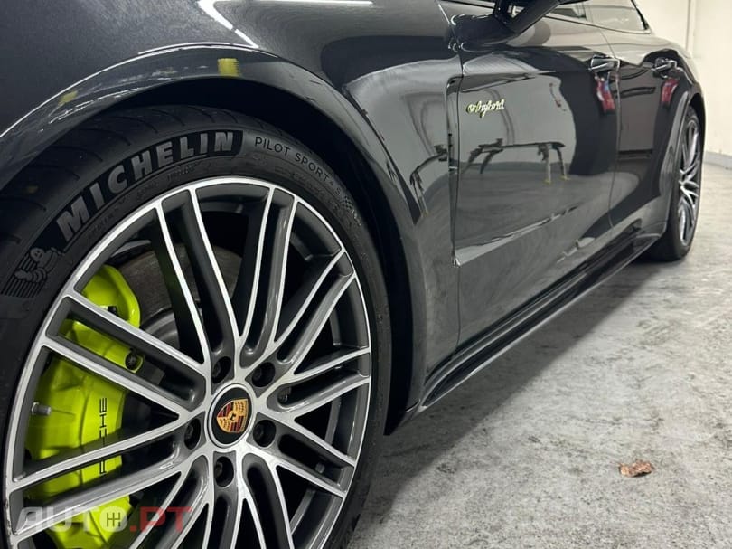 Porsche Panamera 4S E-Hybrid