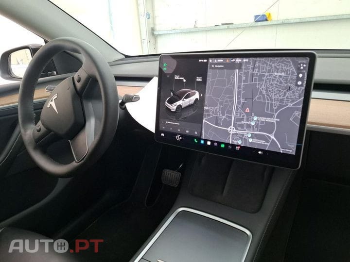 Tesla Model Y Long Range Dual Motor AWD