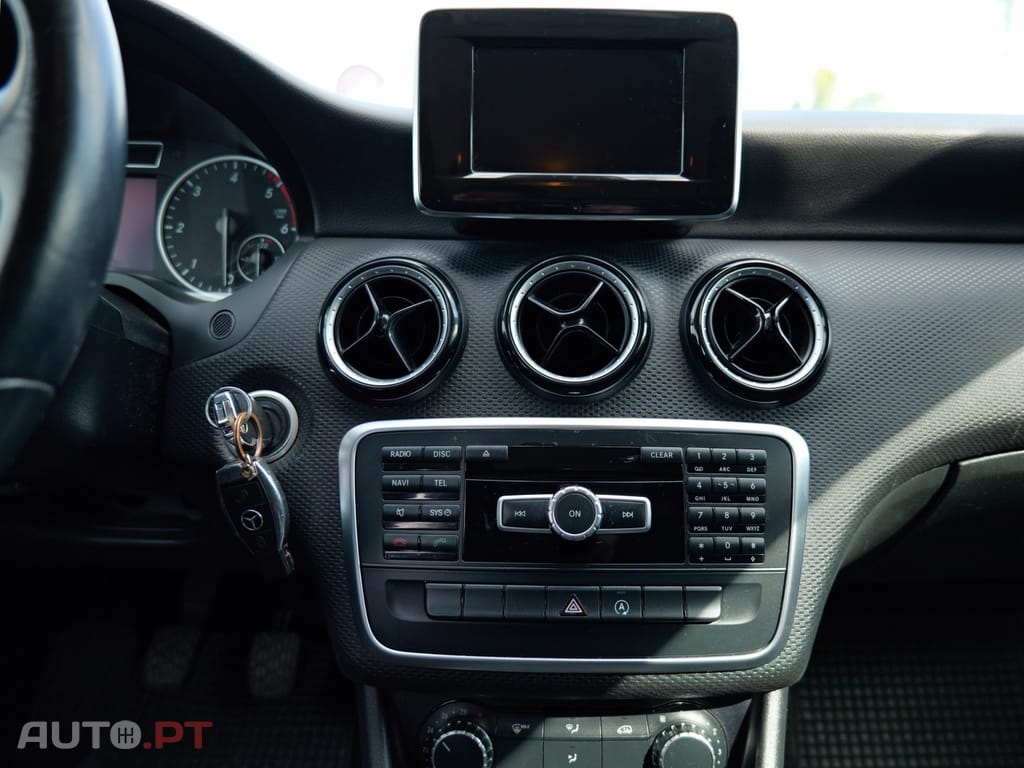 Mercedes-Benz A 180 CDI (BlueEFFICIENCY) Style