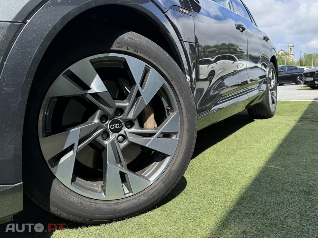 Audi E-Tron 55 quattro S line