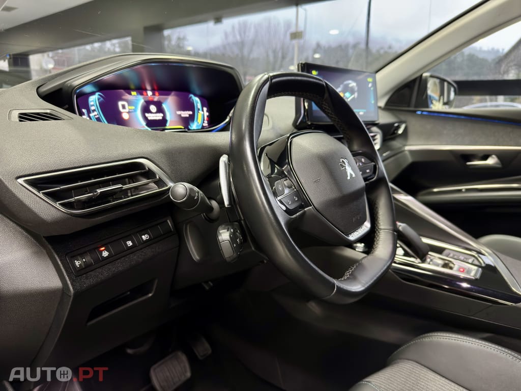 Peugeot 3008 1.6 Hybrid 225 ALLURE e-auto