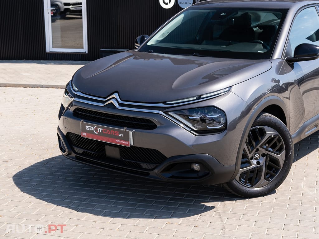 Citroen C4 X 1.2 PureTech Shine EAT8