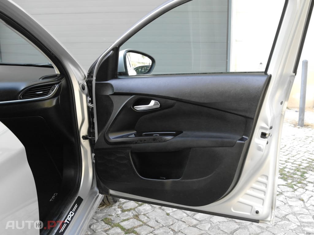 Fiat Tipo 1.3 M-Jet Easy