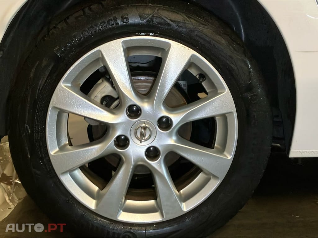 Opel Corsa 1.5 D Edition