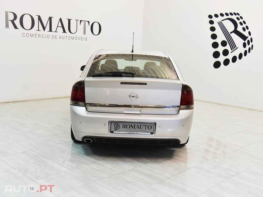 Opel Vectra GTS 1.9 CDTi