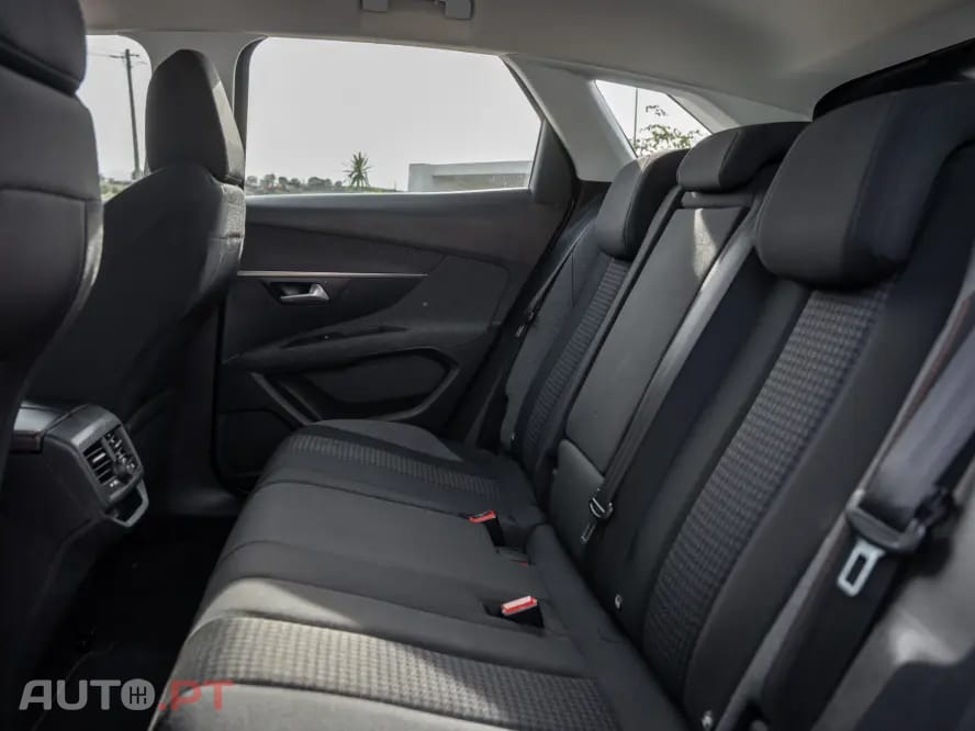 Peugeot 3008 1.2 PureTech Style