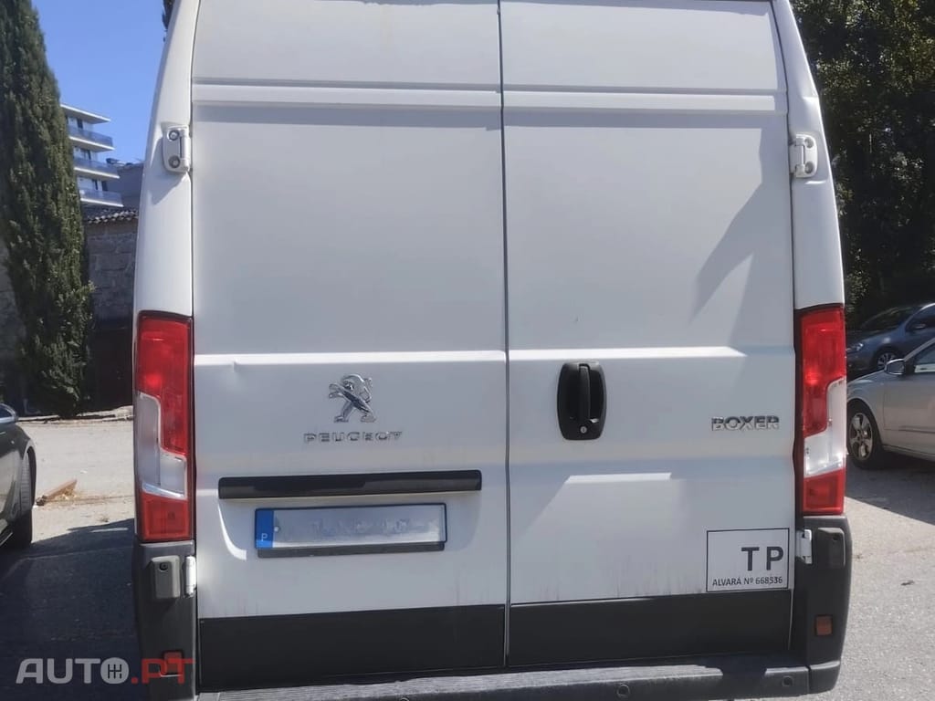 Peugeot Boxer 2.2 BlueHDi 335 L3 CD