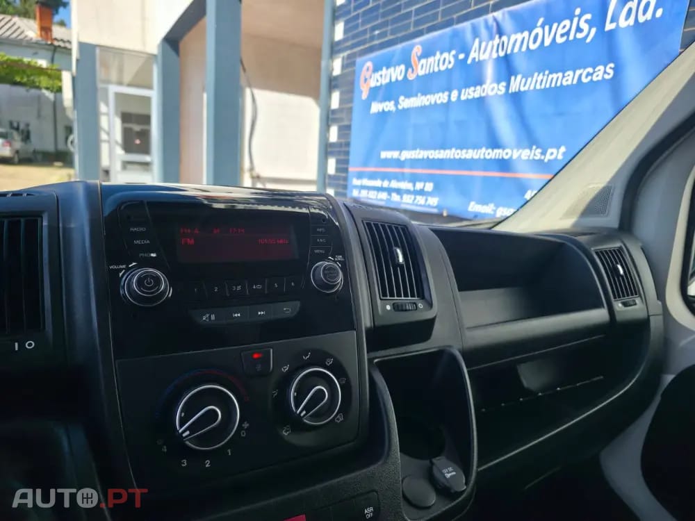 Peugeot Boxer Outro
