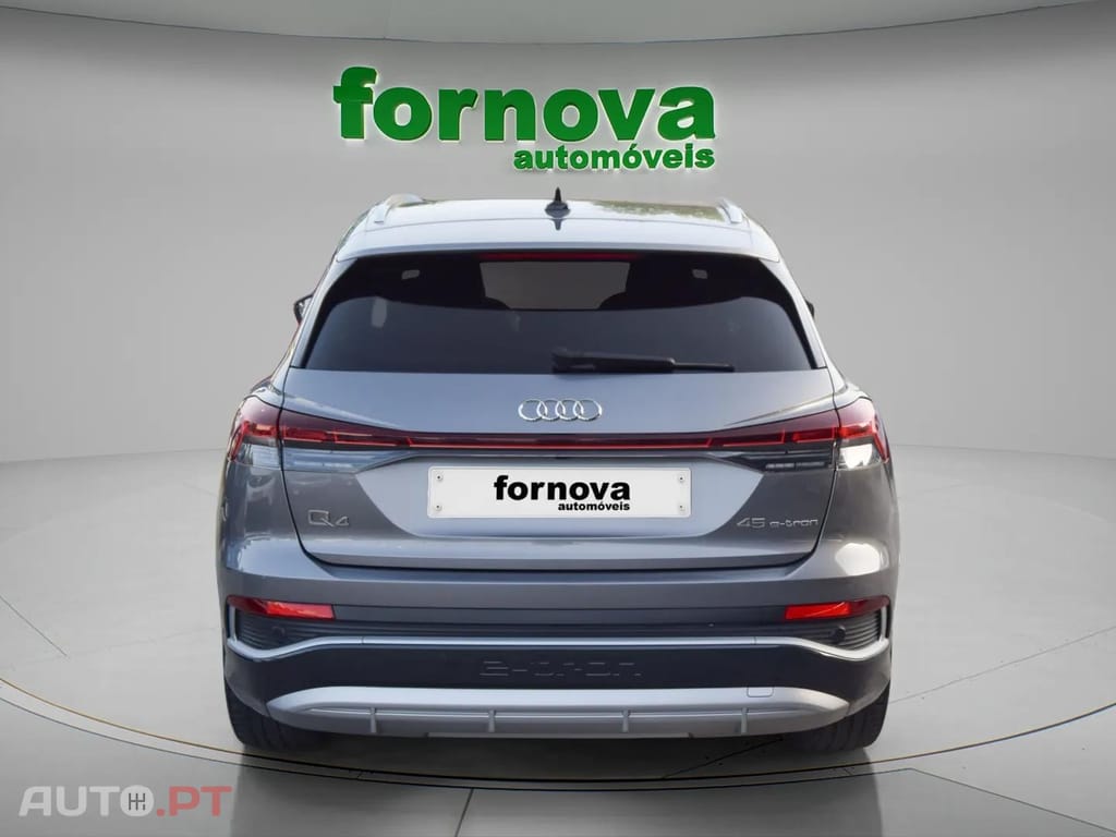 Audi Q4 E-Tron 45 82 kWh SE Business Plus